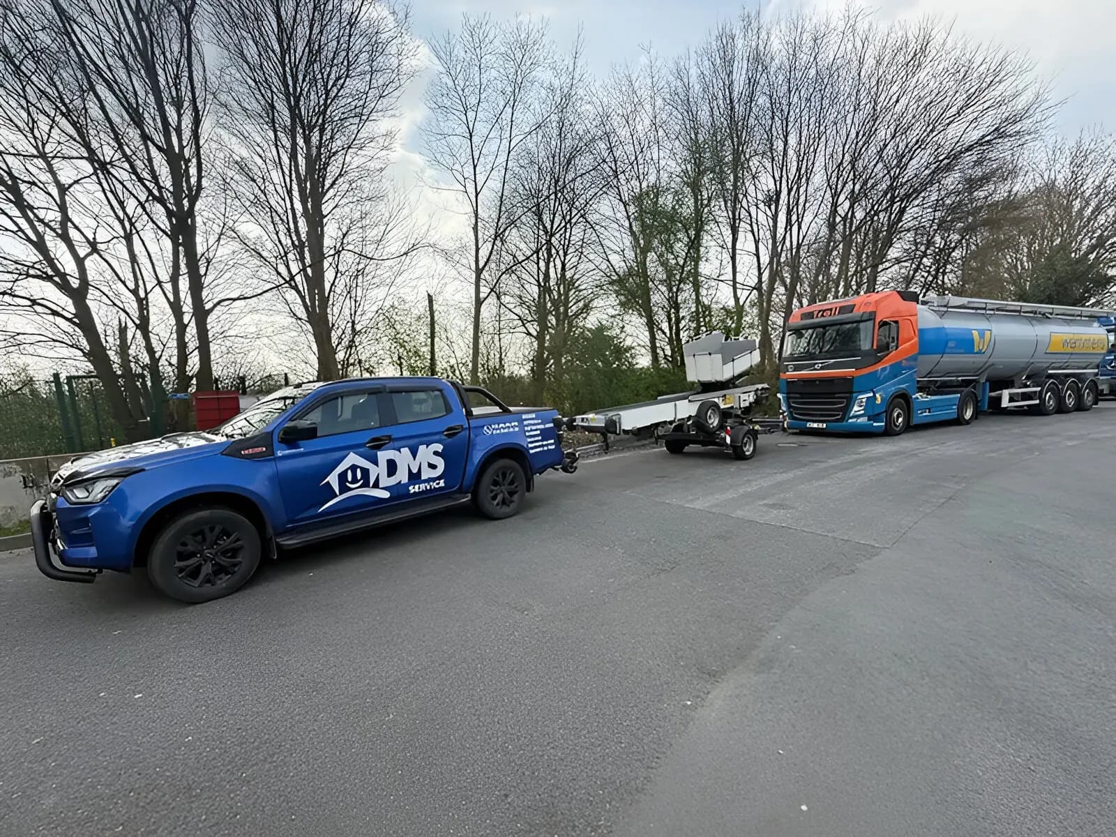 Il parco mezzi DMS Service